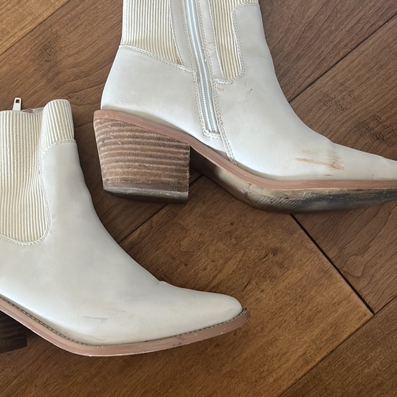 Dolce Vita “Oppry” Zip Ankle Booties - Size 7.5 - Picture 5 of 6